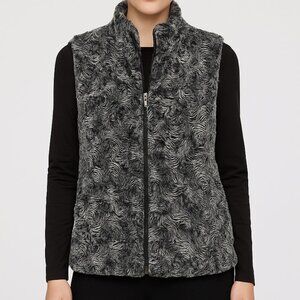 JM Collection Women’s Faux Fur L Vest Black Gray Zip Front Cozy Winter Layering